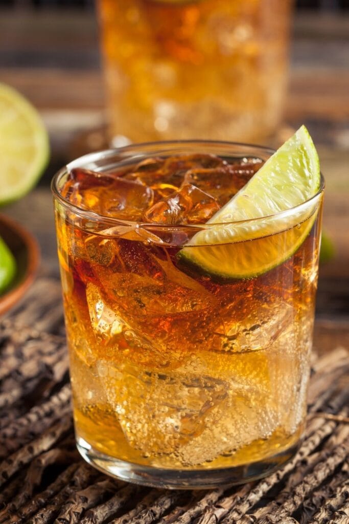 hver for sig medlem pin 20 Classic Rum Cocktails - Insanely Good
