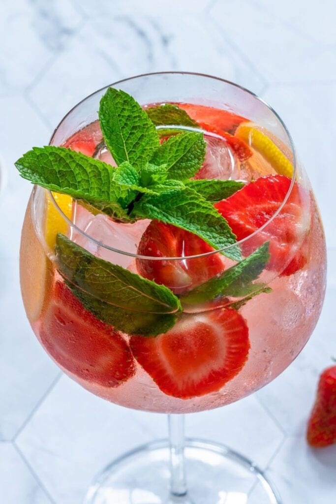 Gin and Tonic Prosecco Cocktail with Strawberries and Mint