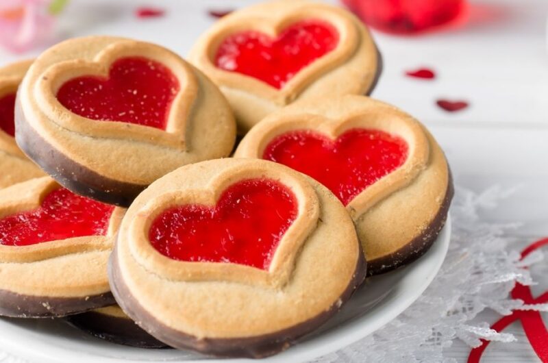 30 Best Valentine’s Day Cookies (+ Recipe Collection)