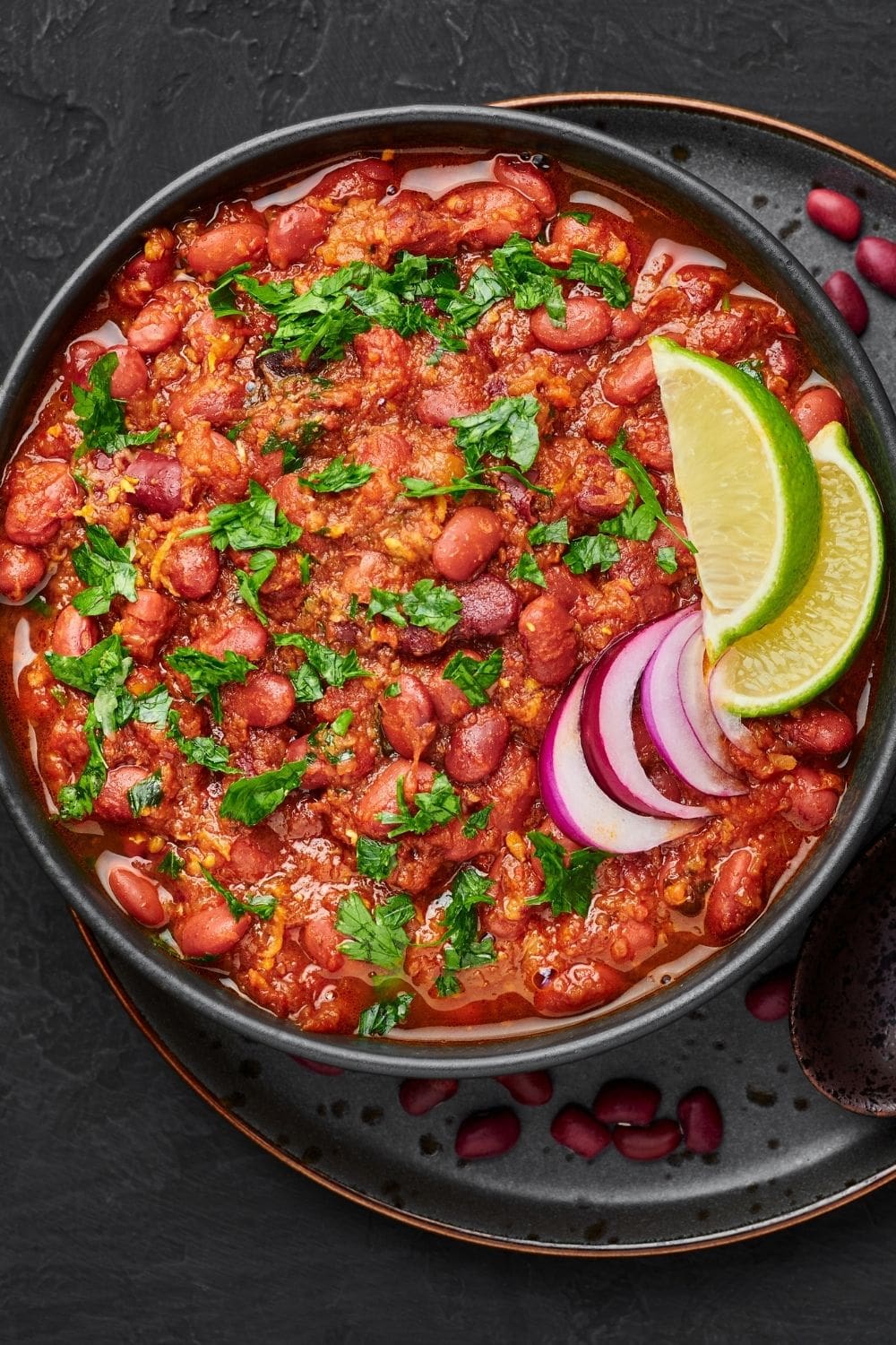 30 Simple Kidney Bean Recipes: Kidney Bean Curry with Lime and Onions