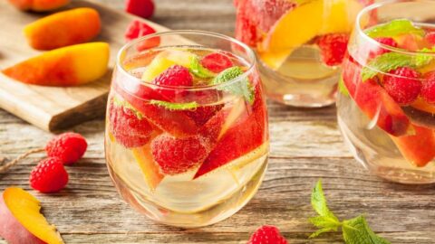 Refreshing White Wine Ginger Beer Cocktail