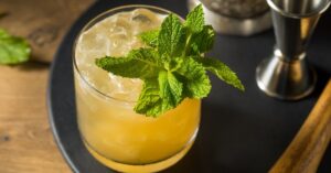 Boozy Whiskey Smash with Lemon and Mint