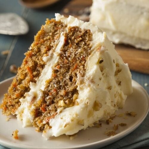 https://insanelygoodrecipes.com/wp-content/uploads/2021/11/Carrot-Cake-with-Nuts-500x500.jpg