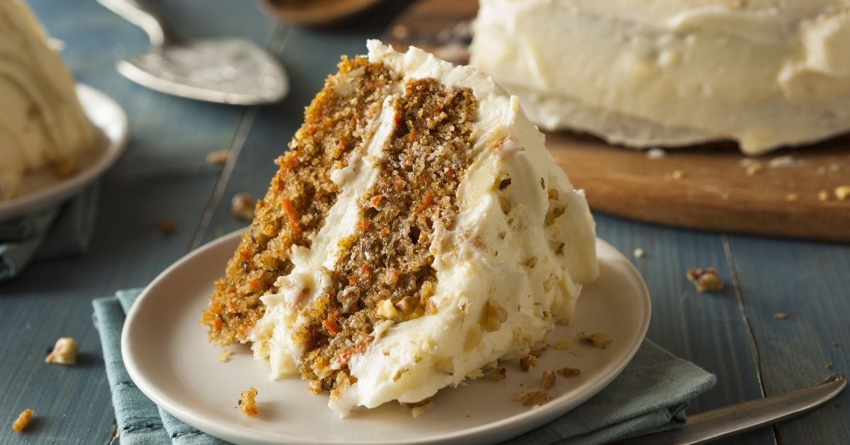 30 Best Thanksgiving Cake Recipes - Insanely Good