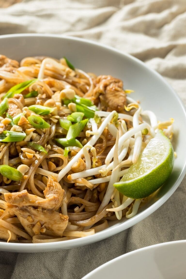 15 Healthy Rice Noodle Recipes - Insanely Good