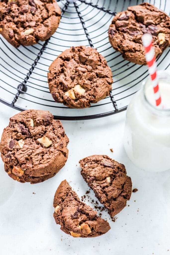 Gluten-Free Cookies with Nuts