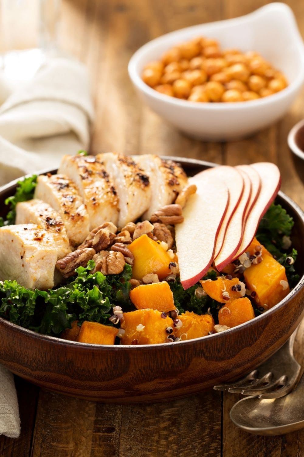 Healthy Grilled Chicken Quinoa with Butternut Squash, Kale and Apple