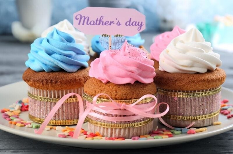 25 Mother’s Day Cupcakes to Celebrate Mom