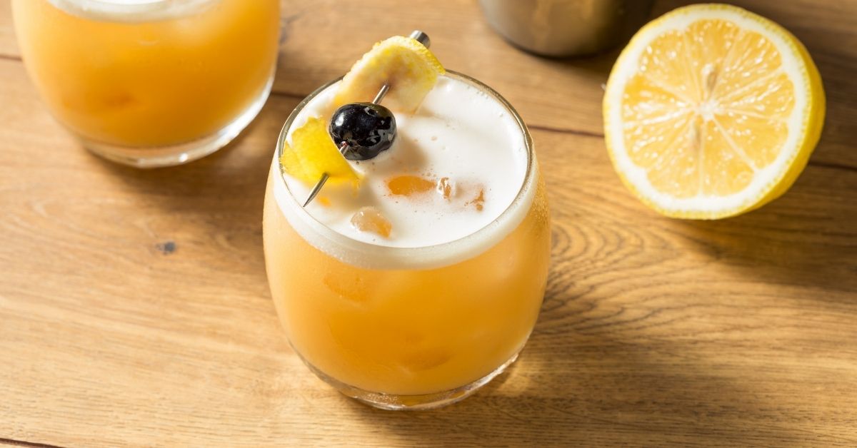 25 Classic Amaretto Cocktails - Insanely Good