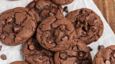 Chewy and Gooey Chocolate Chip Cookies