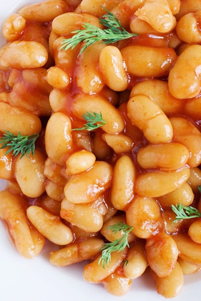Cooked Beans with Tomato Sauce 