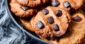 Homemade Cookies with Chocolate Chunks