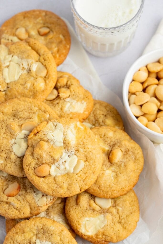 Homemade Cookies with Macadamia Nuts