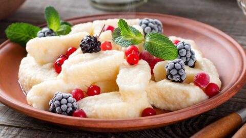 Homemade Cottage Cheese Dumplings with Berries
