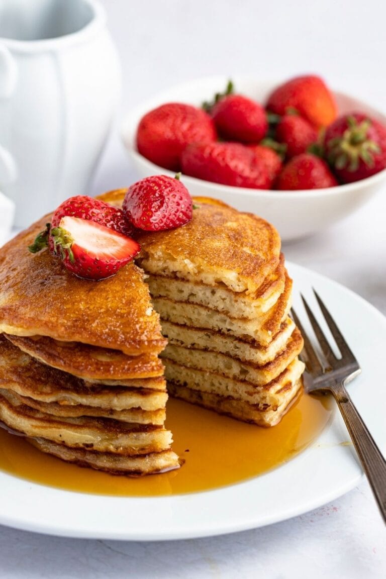 Old-Fashioned Pancakes (Easy Recipe) - Insanely Good