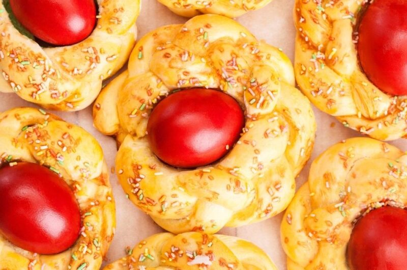 10 Easy Easter Breads