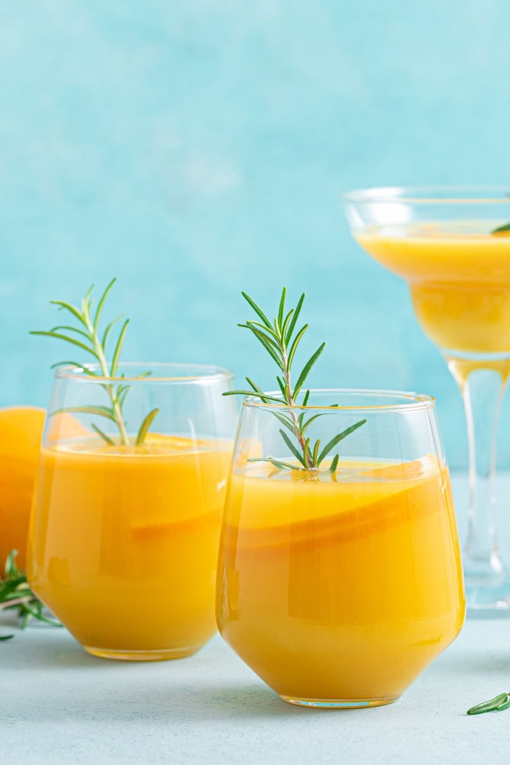 10 Best Honey Cocktails to Get You Buzzed Insanely Good