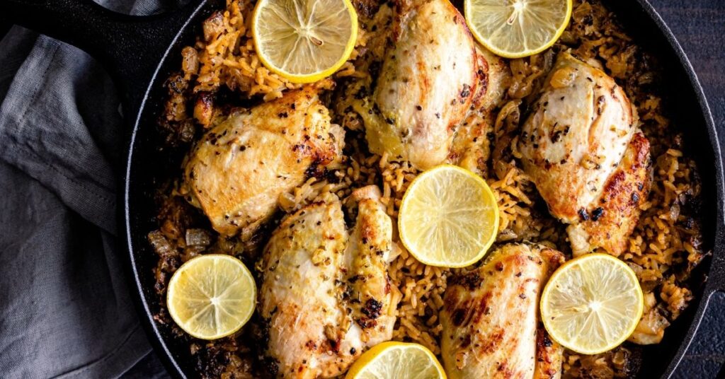 15 Foil Packet Chicken Recipes Easy Dinners Insanely Good   Homemade Baked Chicken Thighs With Lemons And Rice 1024x536 