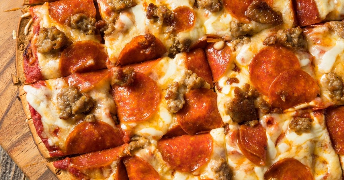10 Pillsbury Pizza Crust Recipes That Go Beyond Pizza Insanely Good