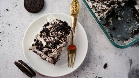 Sweet Cookies and Cream Icebox Cake