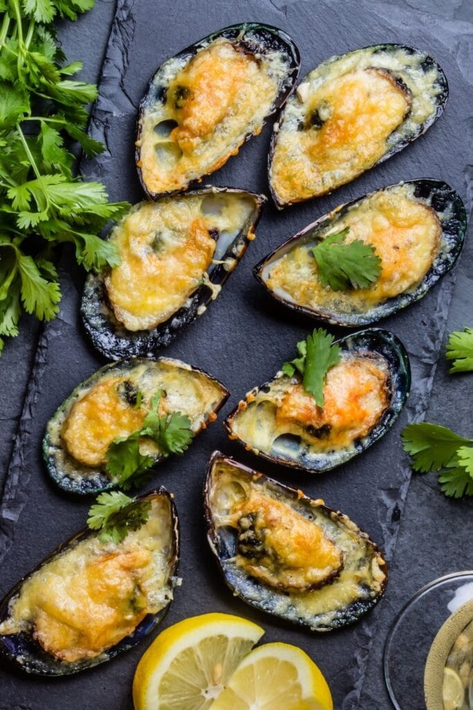 Homemade Baked Mussels with Lemons