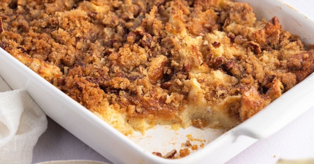 Homemade Creamy Bread Pudding with Pecan Nuts