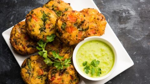 Homemade Crispy Corn Tikki with Chutney