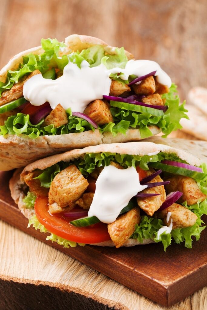 Pita Salad with Chicken and Vegetables