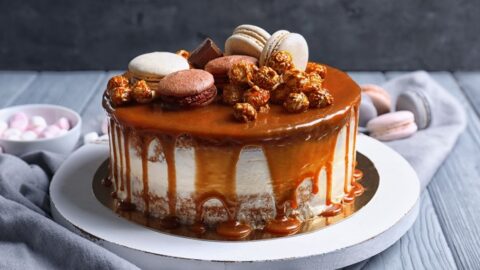 Sweet Caramel Cake with Popcorn and Macarons