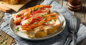 Baked Kentucky Hot Brown With Bacon and Cream Sauce
