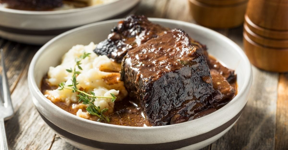 Braised Beef Short Ribs with Mashed Potatoes