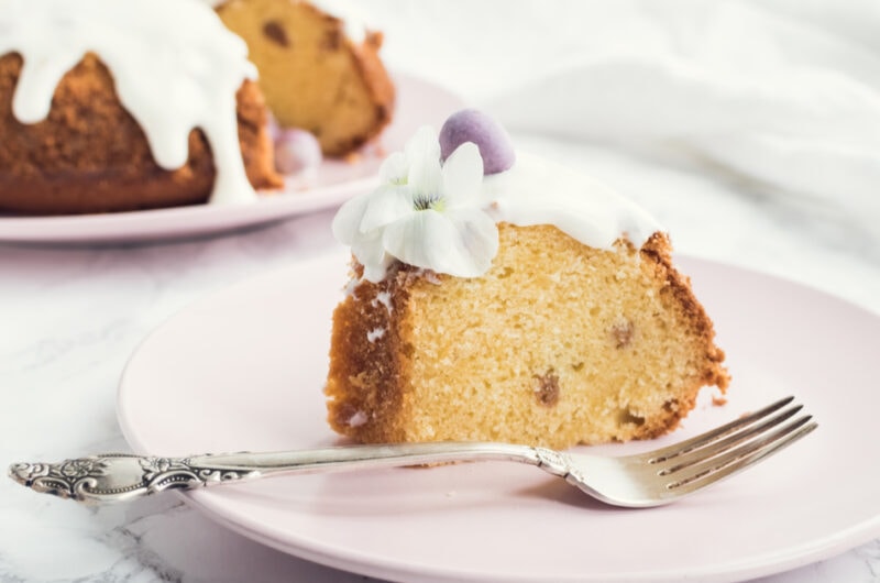 30 Easter Cakes for a Hoppin’ Good Time