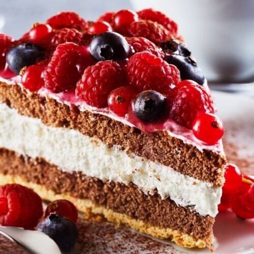 FreshBakes | Gourmet Cakes Slice