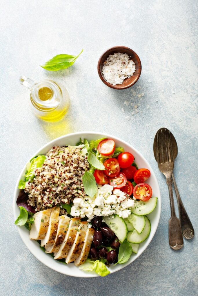 30 Gluten-Free Lunch Ideas To Keep You Full featuring Homemade Greek Chicken Lunch Bowl with Quinoa and Vegetables