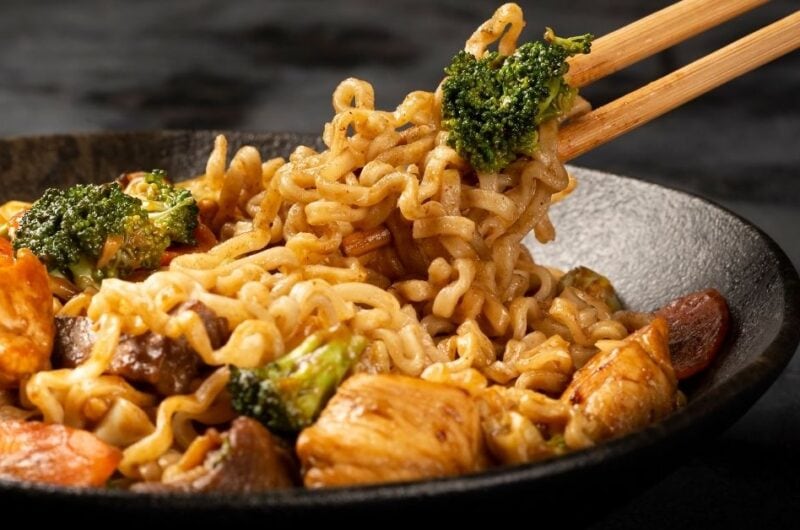 25 Authentic Japanese Noodles