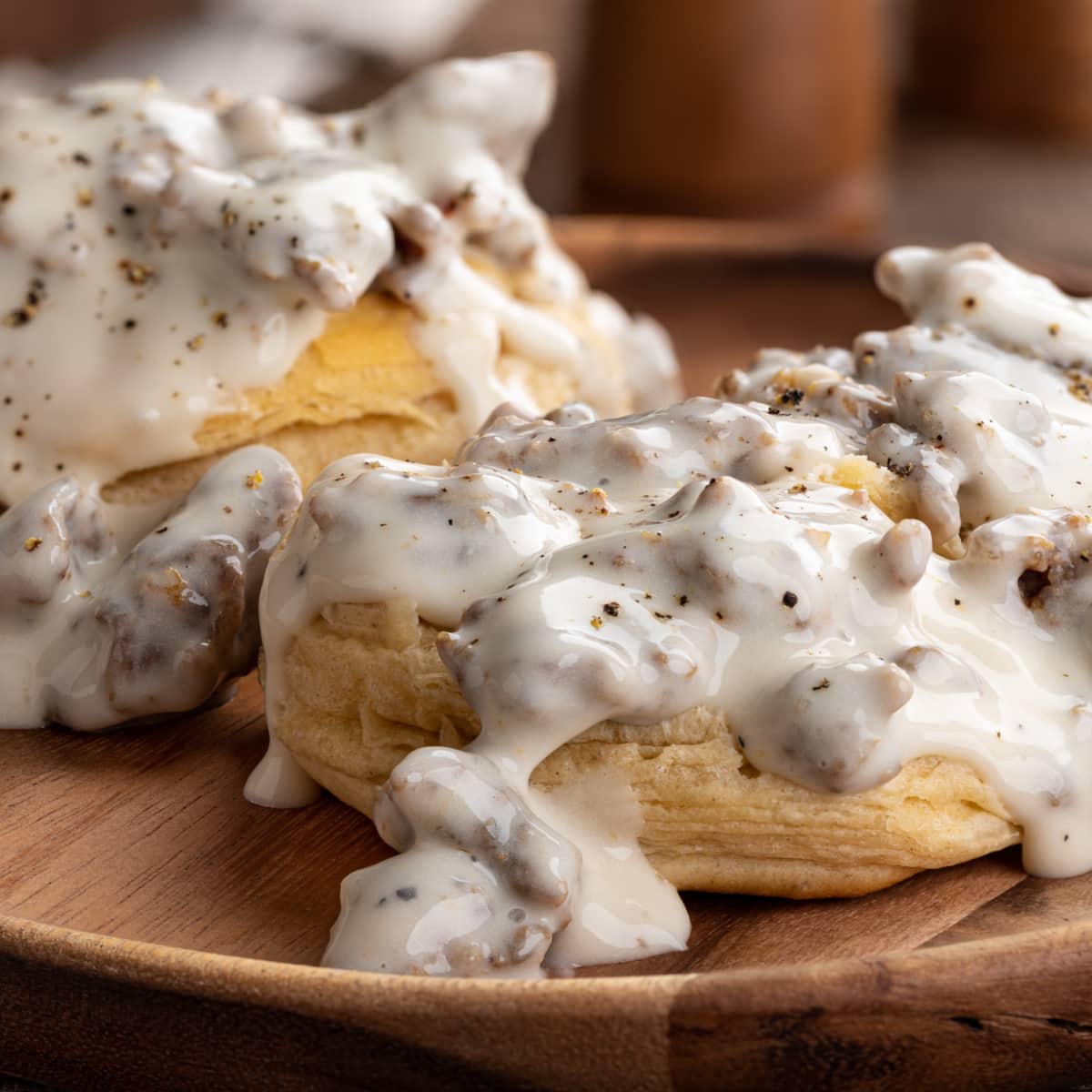 Bob Evans Sausage Gravy (Copycat Recipe) Insanely Good