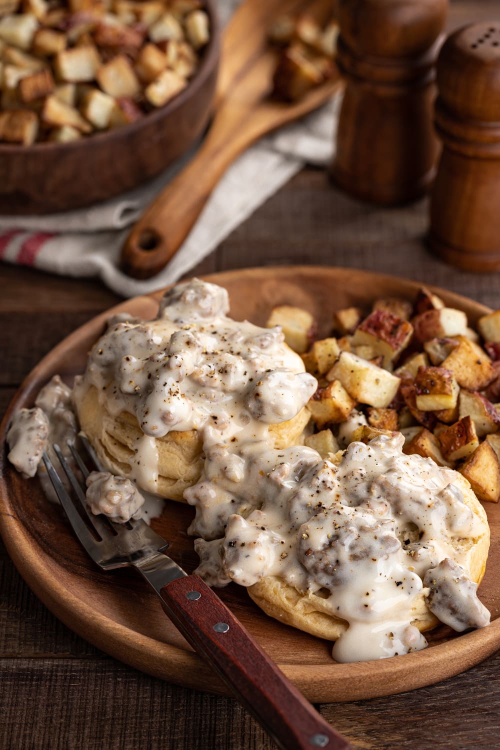 Bob Evans Sausage Gravy (Copycat Recipe) Insanely Good
