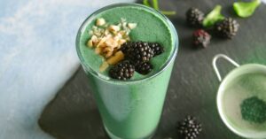 Cold Spirulina Smoothie in a Glass