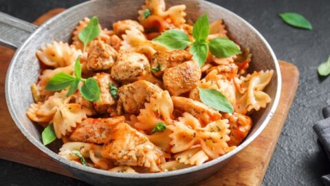 20 Easy Bow Tie Pasta Recipes the Family Will Devour - Insanely Good