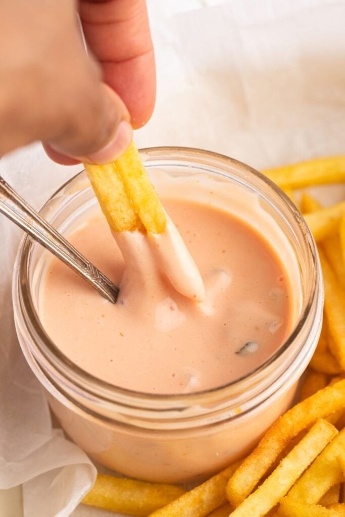 Creamy In N Out Sauce Served with Fries