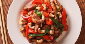 Homemade Chicken with Cashew Nuts and Bell Peppers