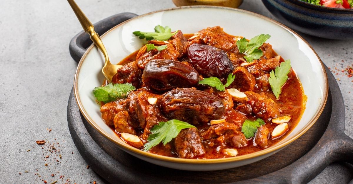 150 Best Tagine Recipes Includes Recipes for Spice Blends and Accompaniments 