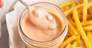 Homemade Rich, Creamy, Sweet and Salty In-N-Out-Sauce-with-Fries