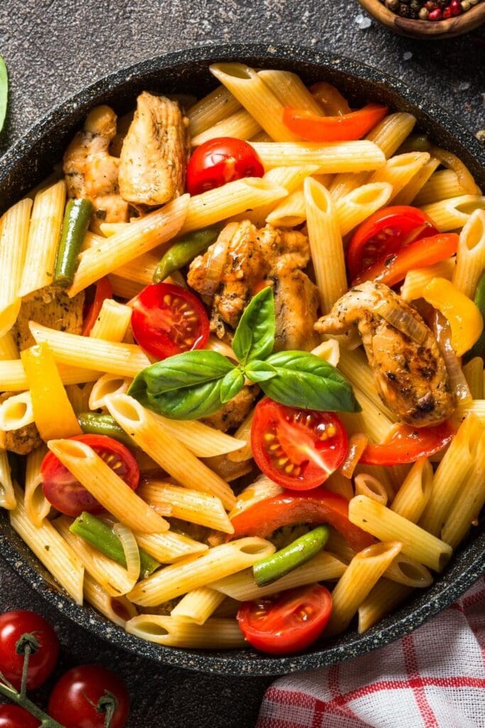 Penne Pasta with Chicken and Tomatoes