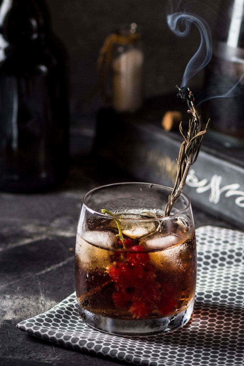 10 Best Smoked Cocktails (OldFashioned, Margaritas, and More) Insanely Good