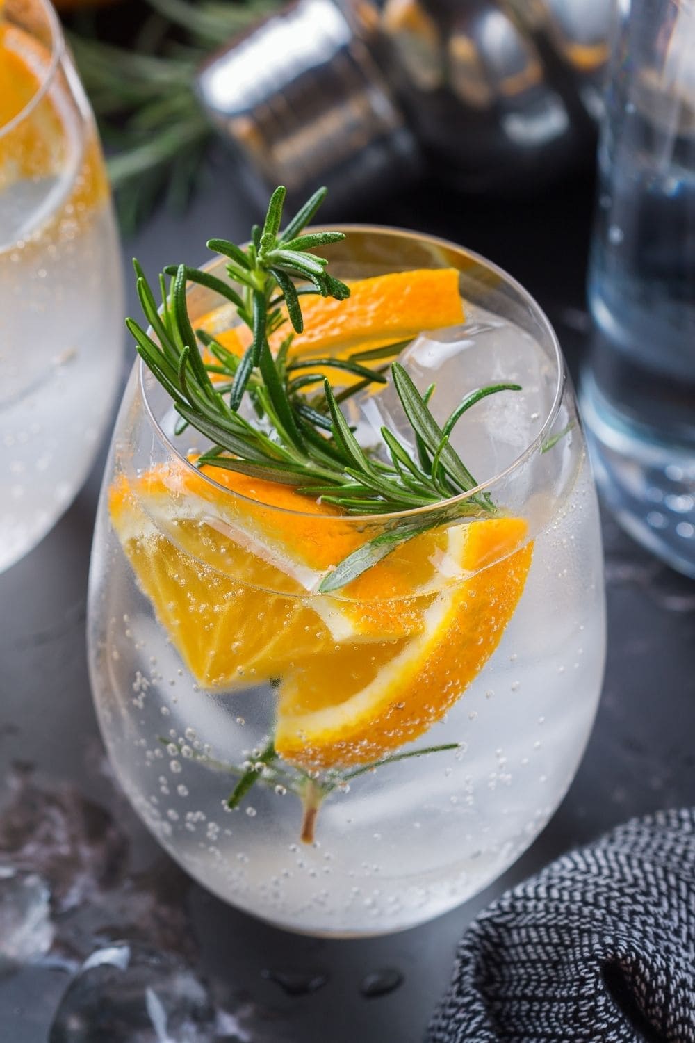 10 Hard Seltzer Recipes (+ Homemade Alcoholic Drinks) - Insanely Good