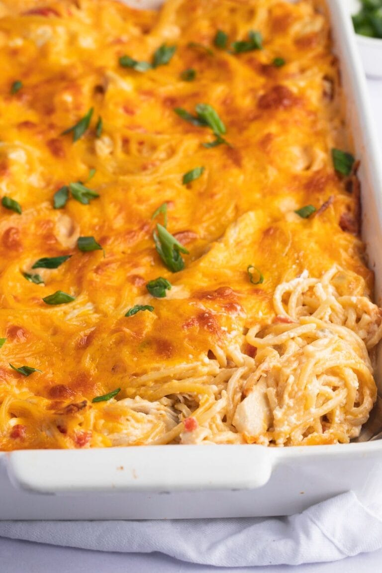 Rotel Chicken Spaghetti (Easy Recipe) - Insanely Good