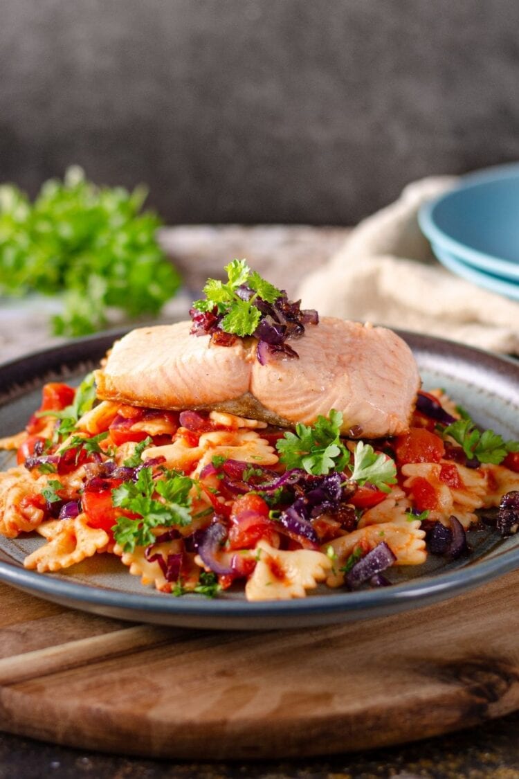 13 Healthy Salmon Salad Recipes You’ll Love Insanely Good