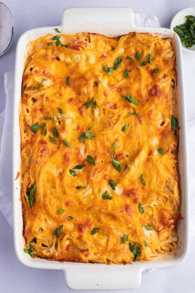 Rotel Chicken Spaghetti (Easy Recipe) Insanely Good