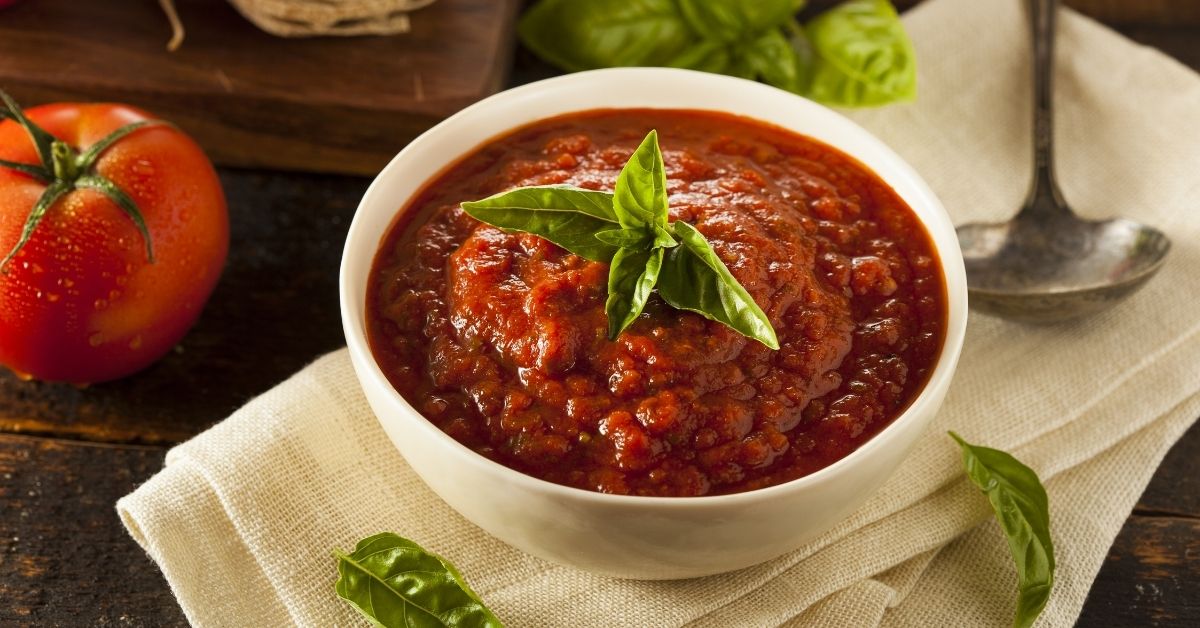 Marinara Sauce with Tomatoes and Basil